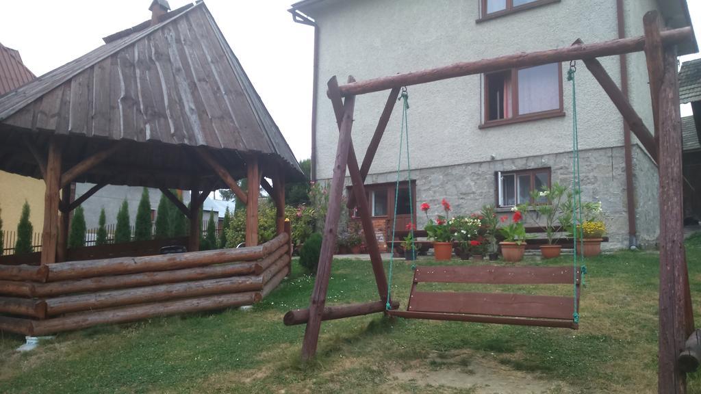 Pokoje Goscinne U Krysi Mizerna Экстерьер фото
